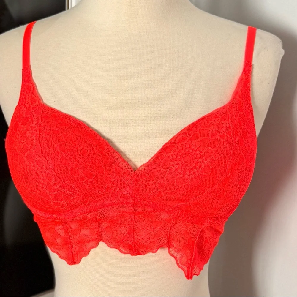 Victoria's Secret PINK Vibrant Orange Lace Push-up Bralatte